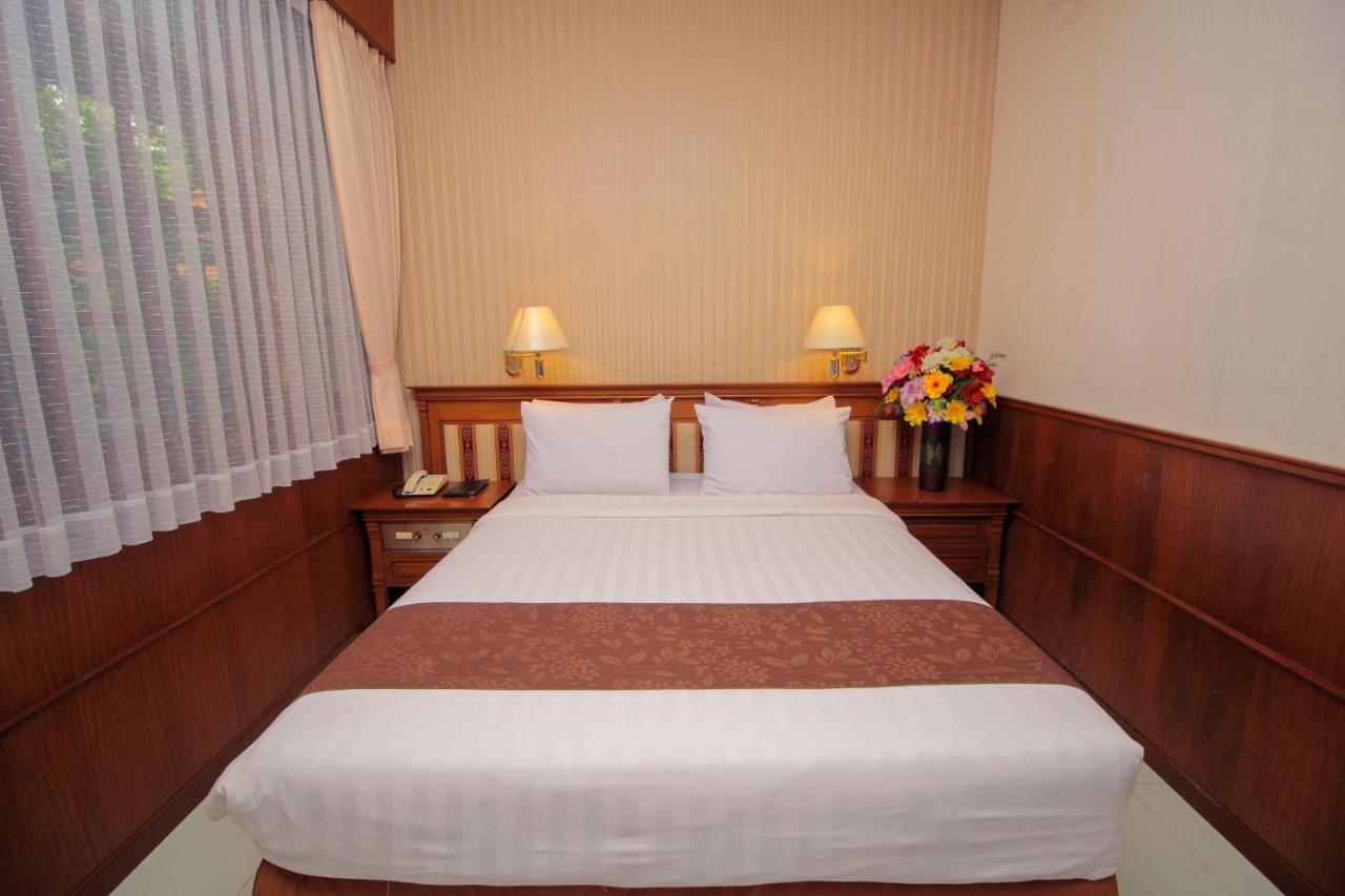 Sapta Nawa Resort 1 Gresik ภายนอก รูปภาพ