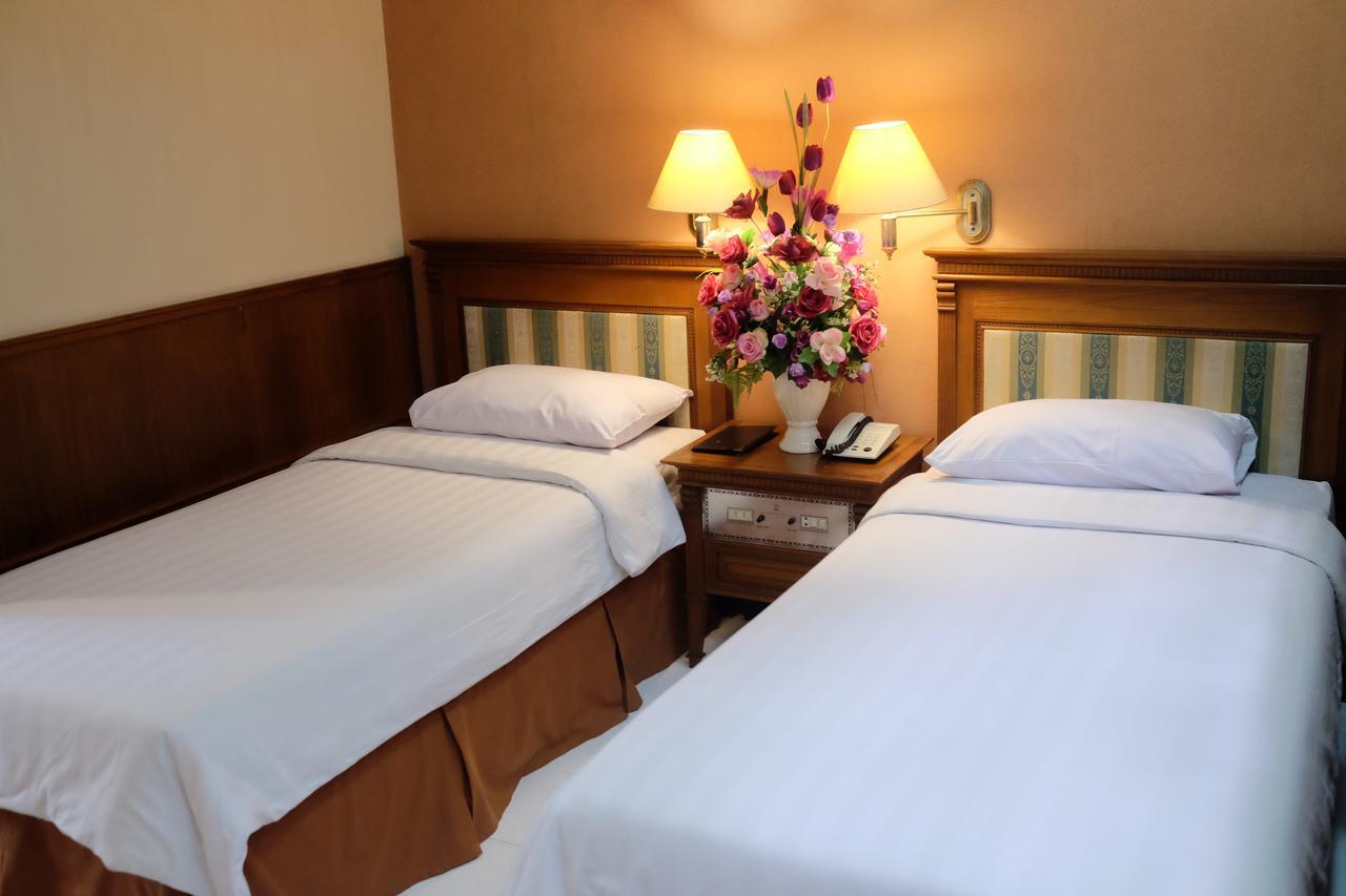 Sapta Nawa Resort 1 Gresik ภายนอก รูปภาพ